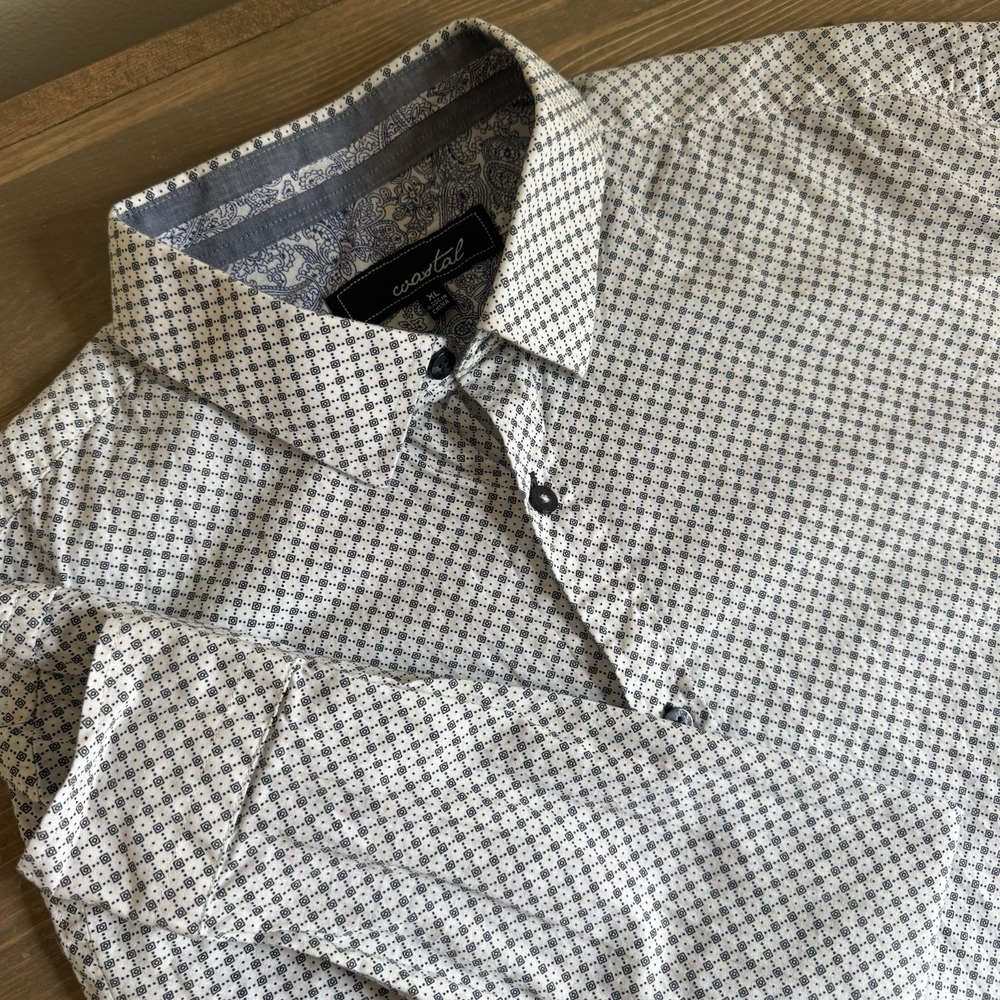 Coastal Men's XL Geometric Print Long Sleeve Button Up Collared Shirt Cotton